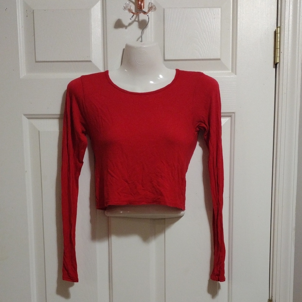 Liquid Red Long Sleeved Cropped Top Small